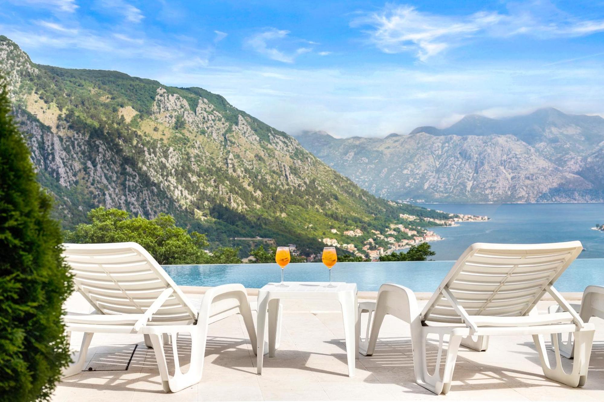 Boka Devine Residence Kotor Buitenkant foto